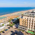 Adlon - Fronte Mare 3* Riccione