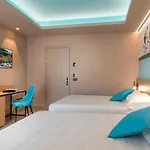 Adlon - Fronte Mare Riccione