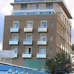 Adlon - Fronte Mare Hotel