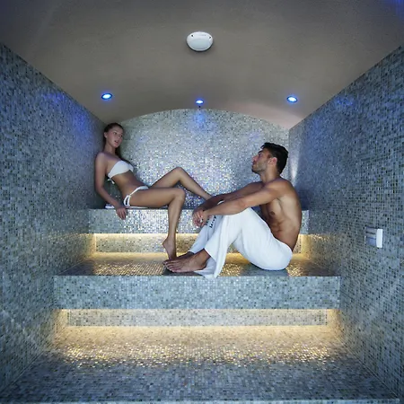 Отель Adlon - Fronte Mare 3*