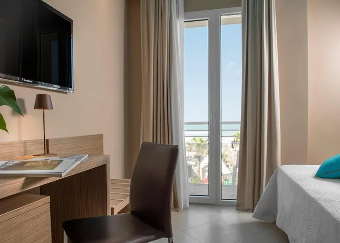 Adlon - Fronte Mare Riccione