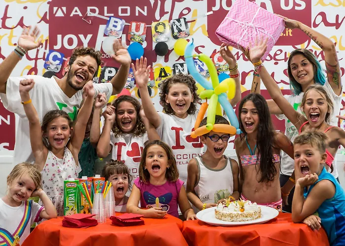 Hotel Adlon - Fronte Mare 3*