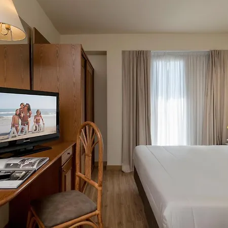 Adlon - Fronte Mare 3*