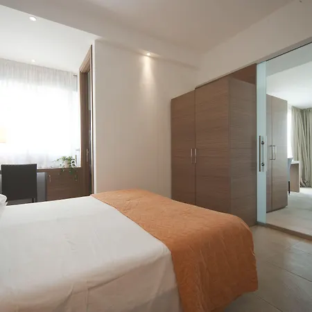 Adlon - Fronte Mare 3* Riccione