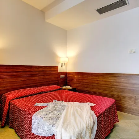 Adlon - Fronte Mare Riccione