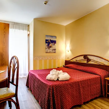 Otel Adlon - Fronte Mare 3*