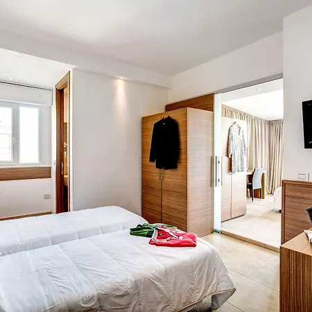 Adlon - Fronte Mare Riccione