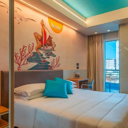 Adlon - Fronte Mare Hotel Riccione