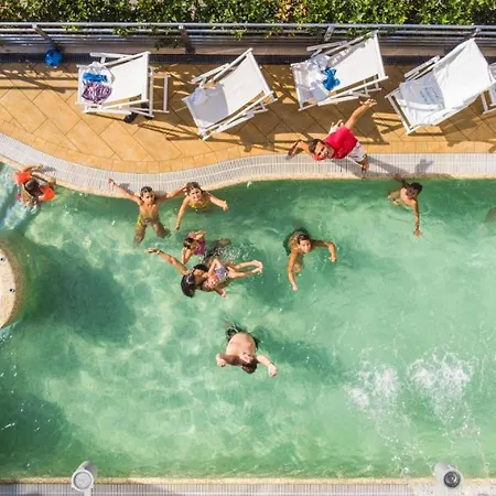 Adlon - Fronte Mare Otel Riccione