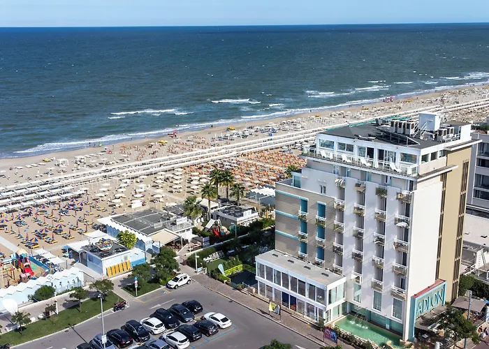 Adlon - Fronte Mare فندق